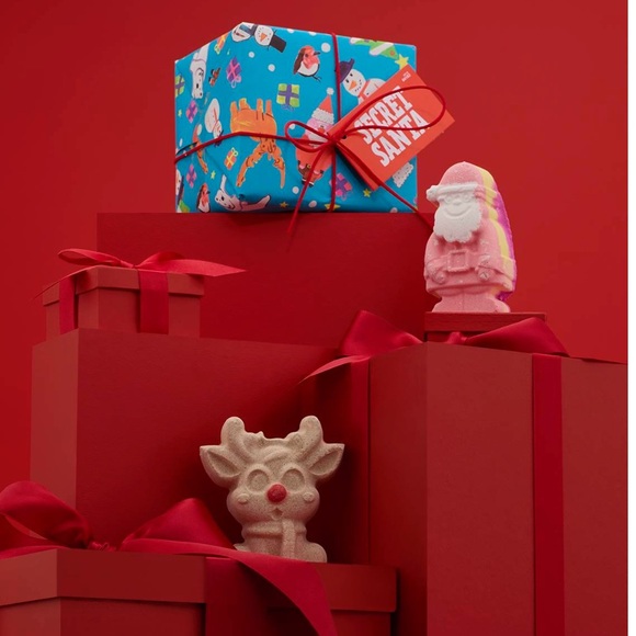 LUSH Secret Santa Bath Bomb Gift Set, Holiday Self Care Pampering Spa Vegan - Picture 11 of 12